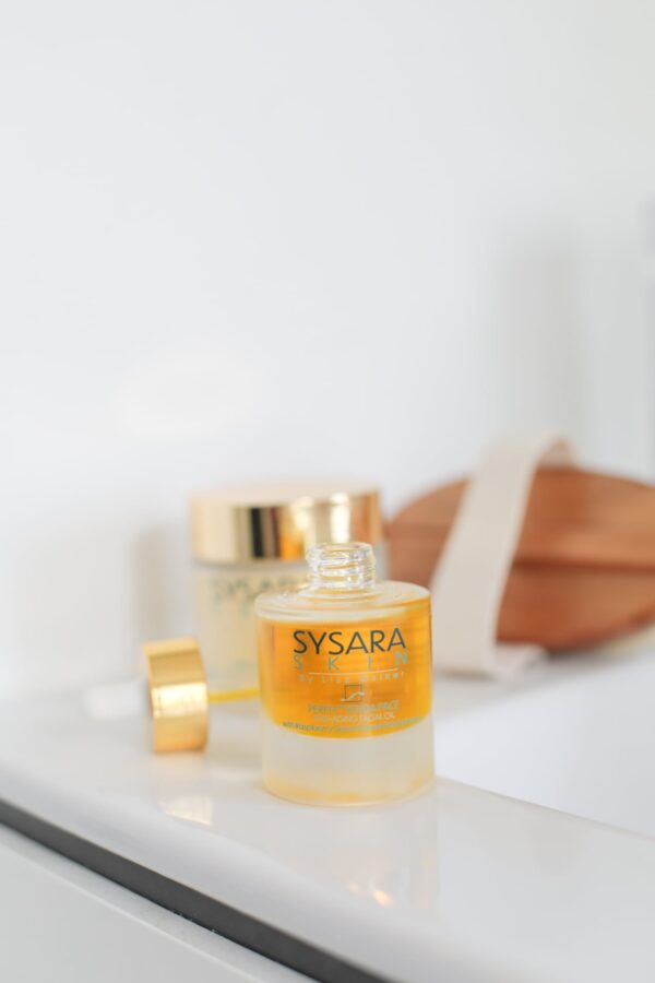Perfect Kinda Face Anti Aging Oil - Image 5
