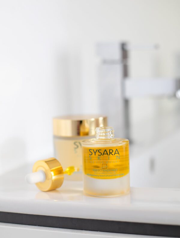 Perfect Kinda Face Anti Aging Oil - Image 7