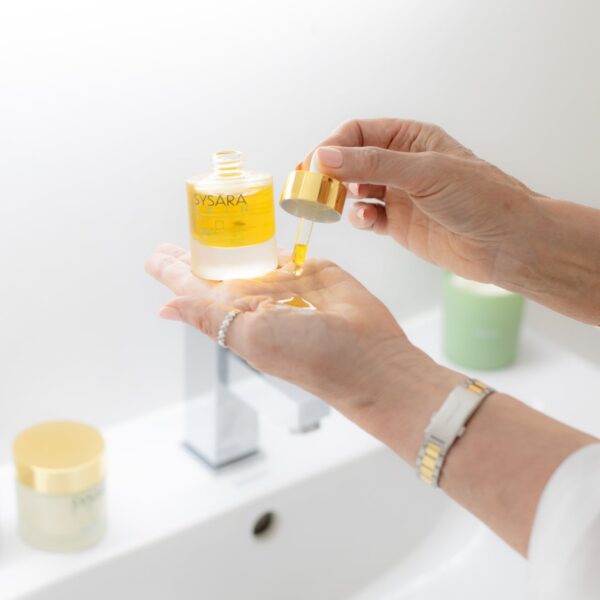 Perfect Kinda Face Anti Aging Oil - Image 8